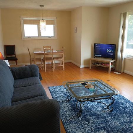 Villa Barrie North Retreat - quiet&friendly Extérieur photo