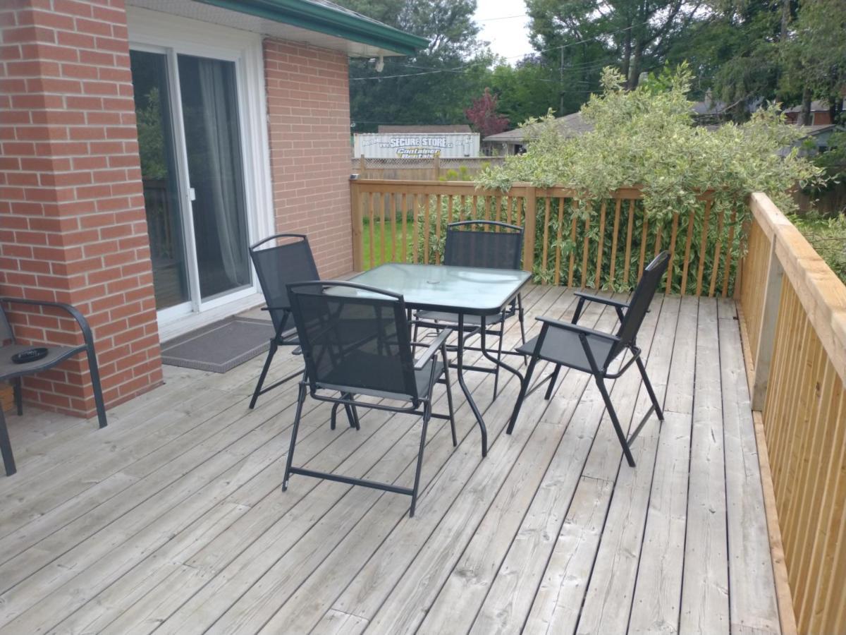 Villa Barrie North Retreat - quiet&friendly Extérieur photo