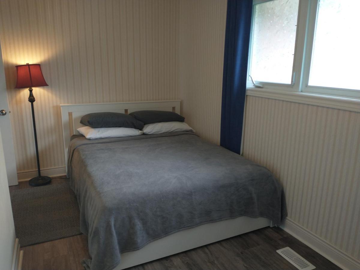Villa Barrie North Retreat - quiet&friendly Extérieur photo